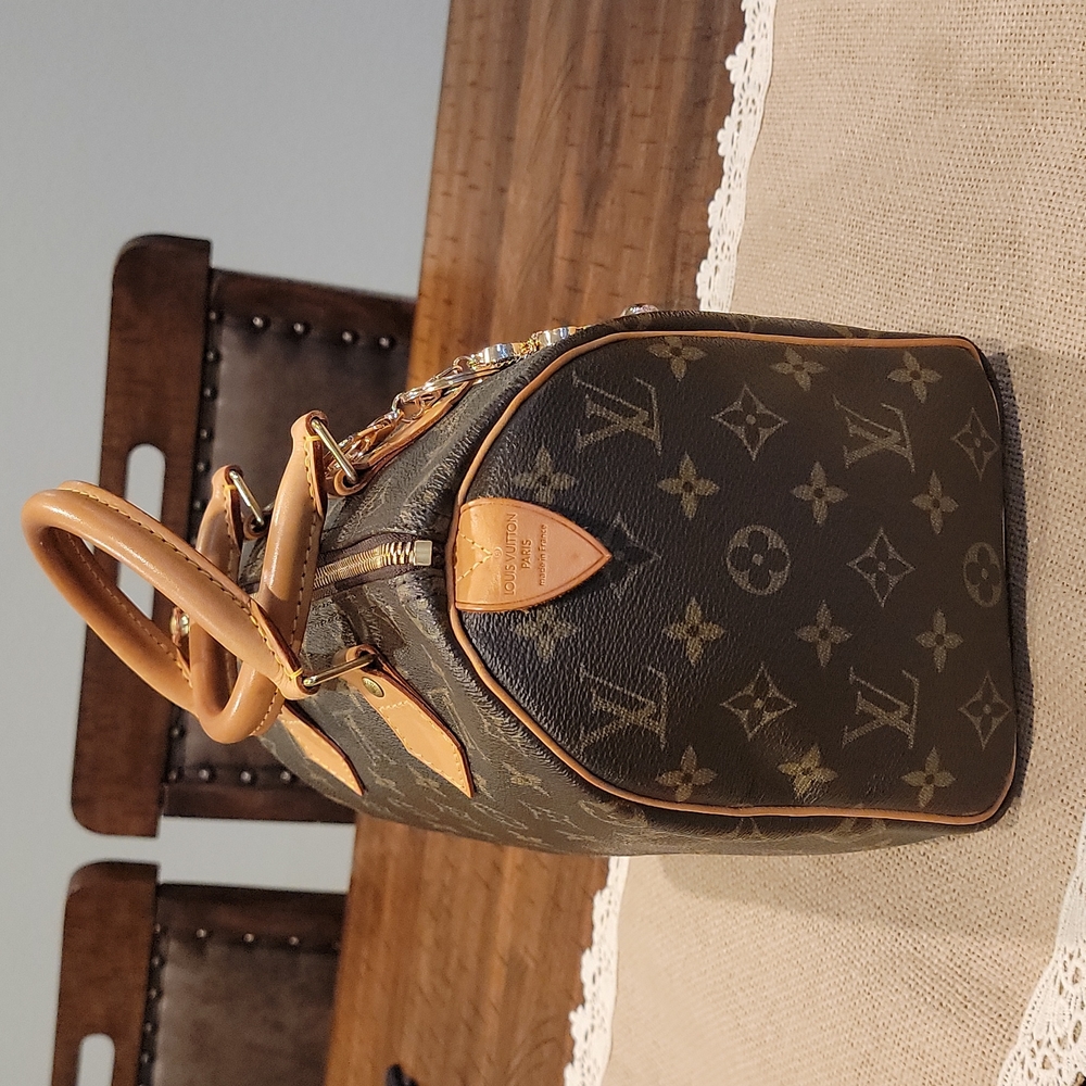 🎉SOLD🎉 LIKE NEW Authentic Louis Vuitton Speedy 25 - Picture 4 of 12